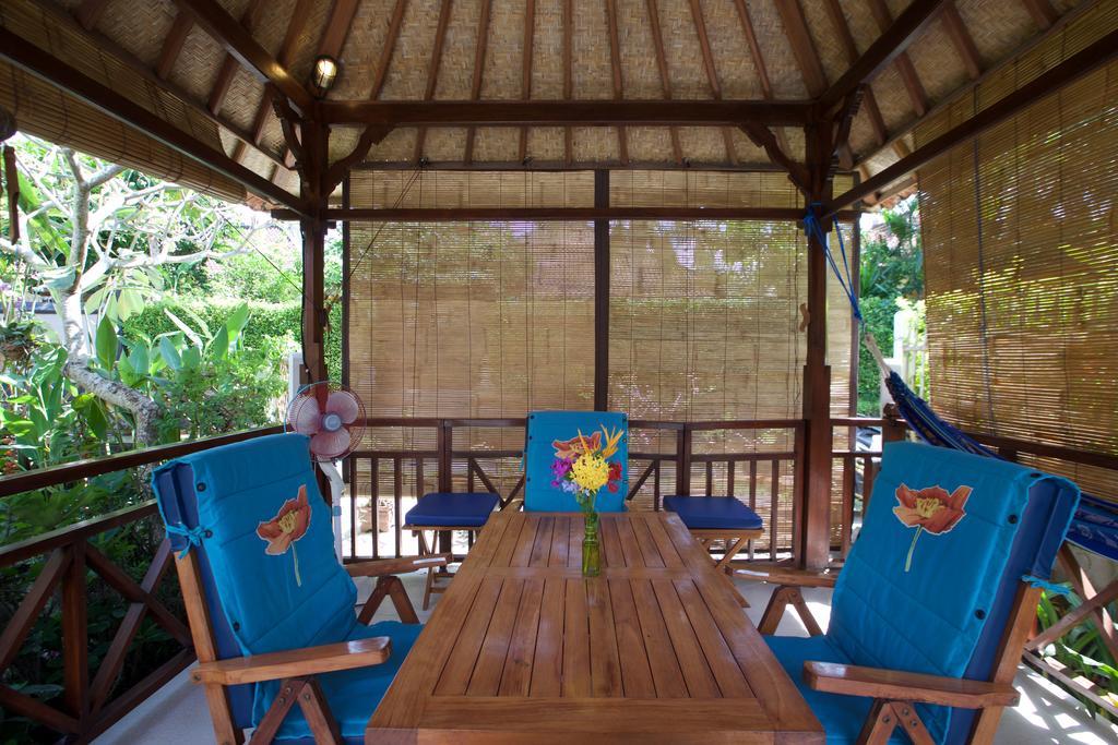Dennis Holiday Bungalow Jasri Esterno foto