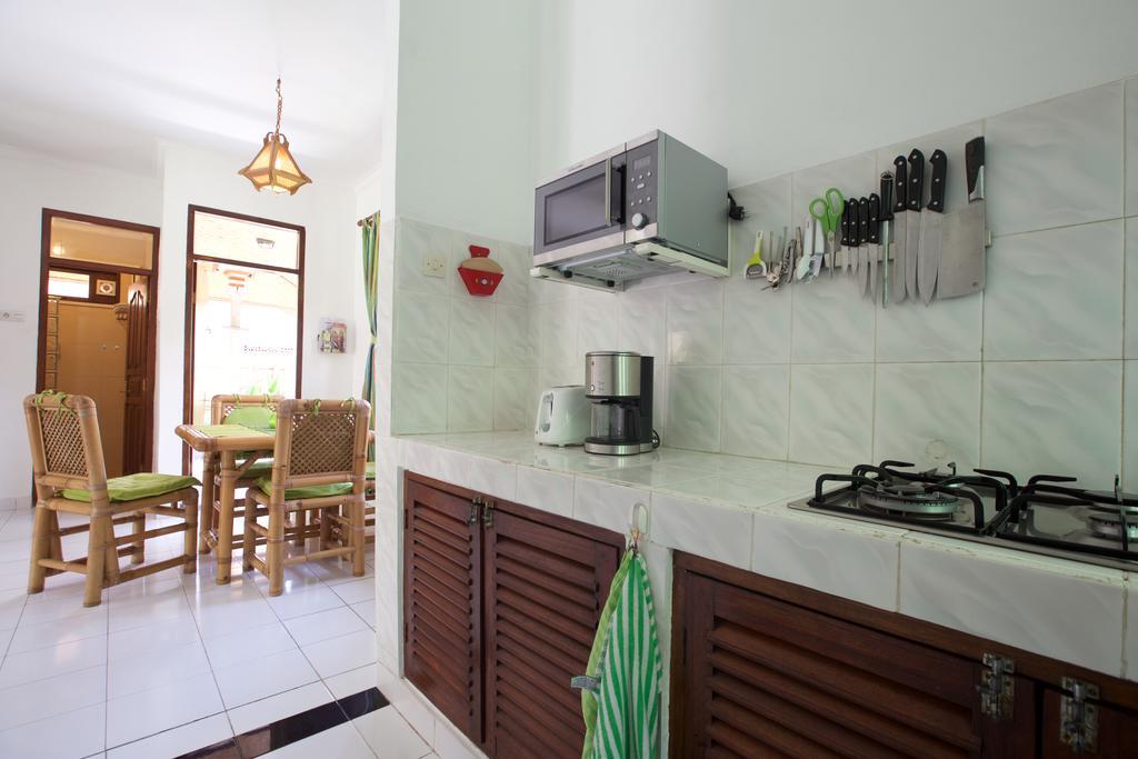 Dennis Holiday Bungalow Jasri Esterno foto