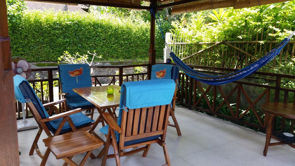 Dennis Holiday Bungalow Jasri Esterno foto