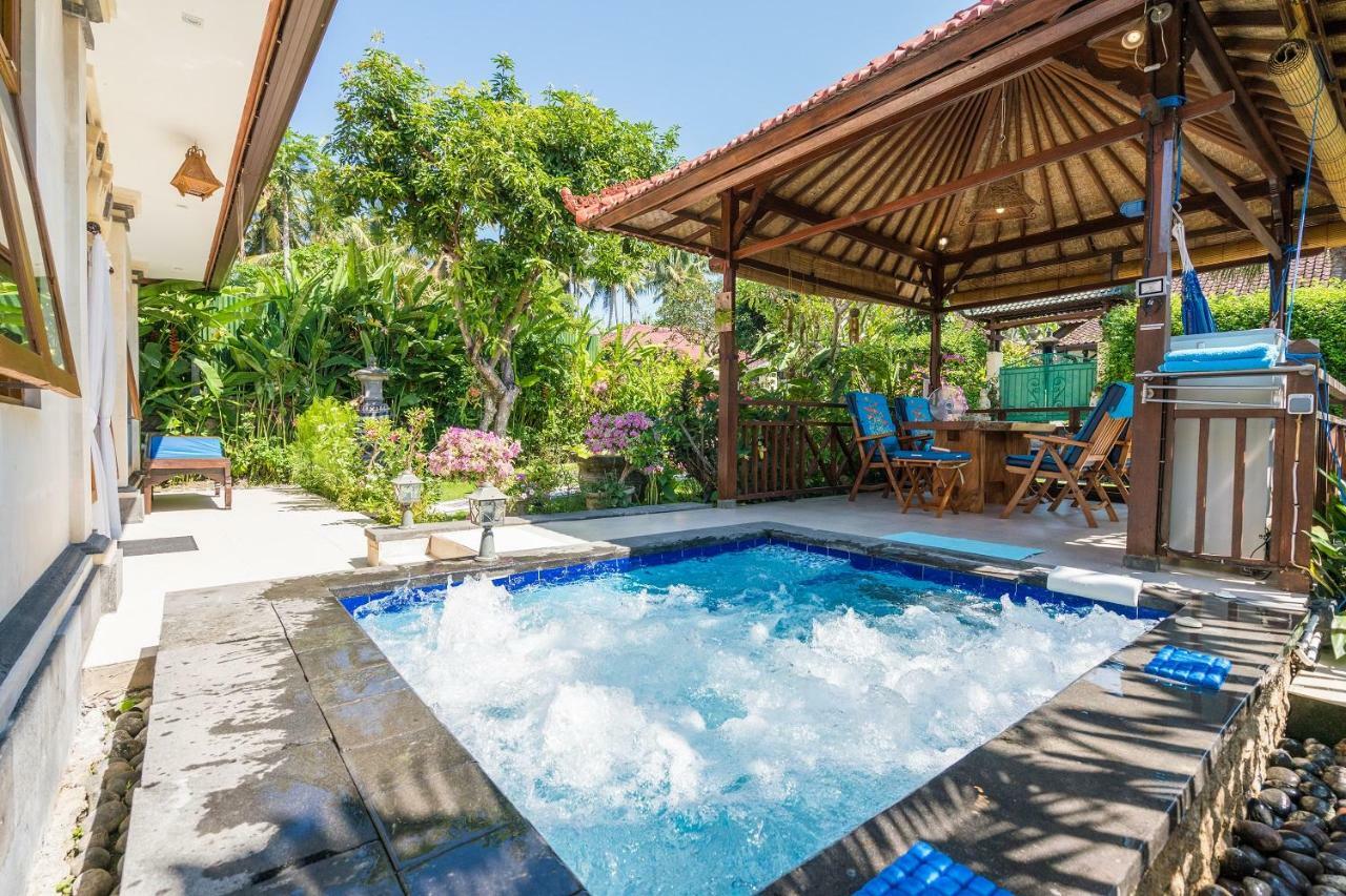 Dennis Holiday Bungalow Jasri Esterno foto