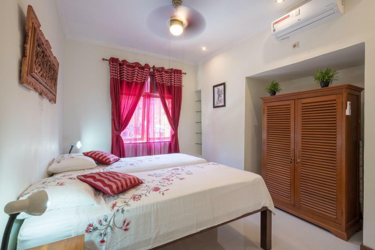 Dennis Holiday Bungalow Jasri Esterno foto