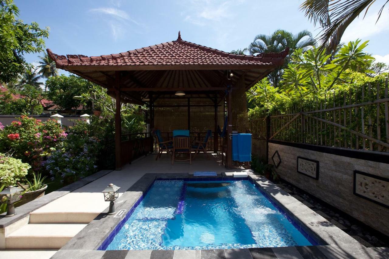 Dennis Holiday Bungalow Jasri Esterno foto