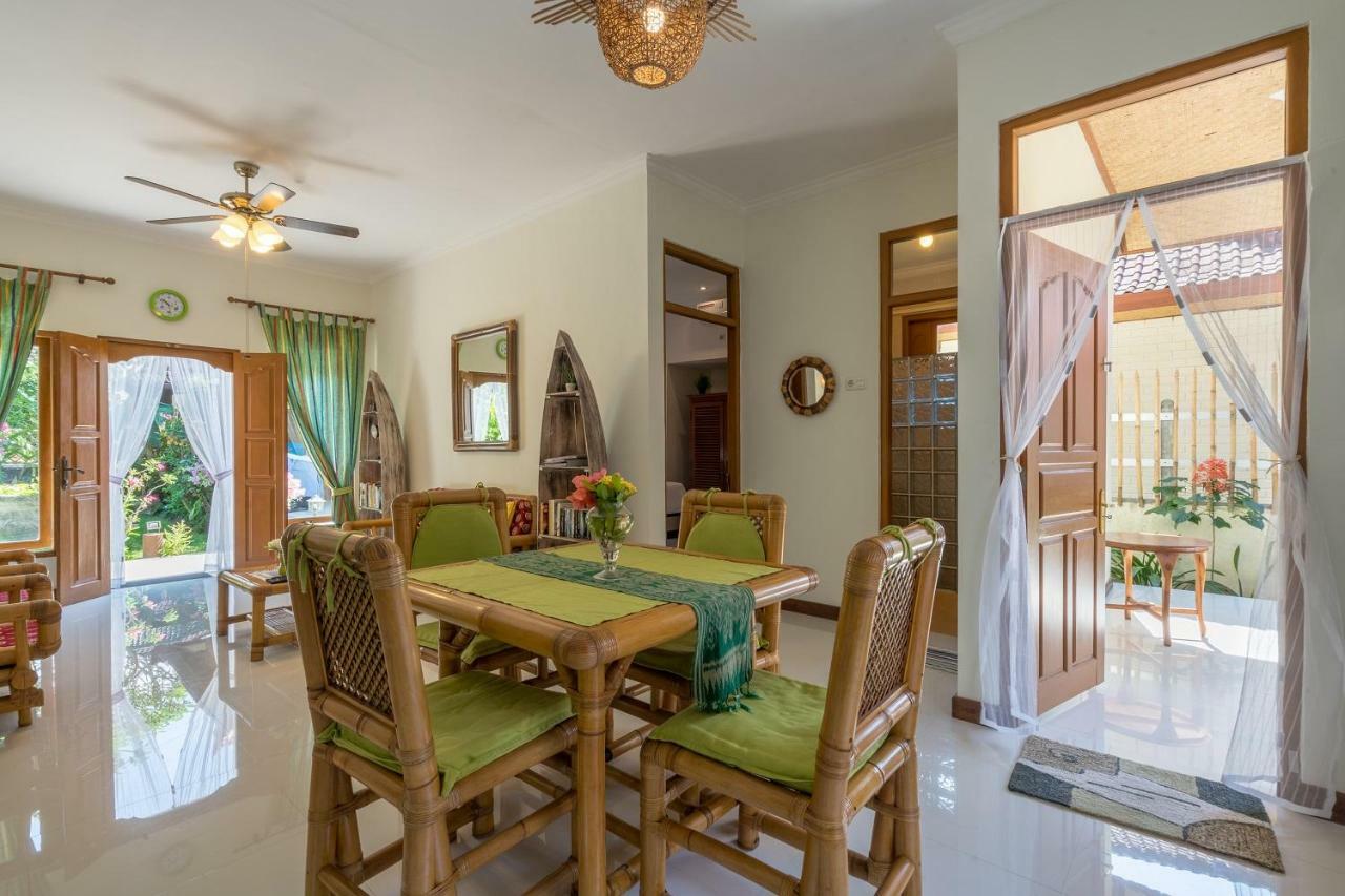 Dennis Holiday Bungalow Jasri Esterno foto