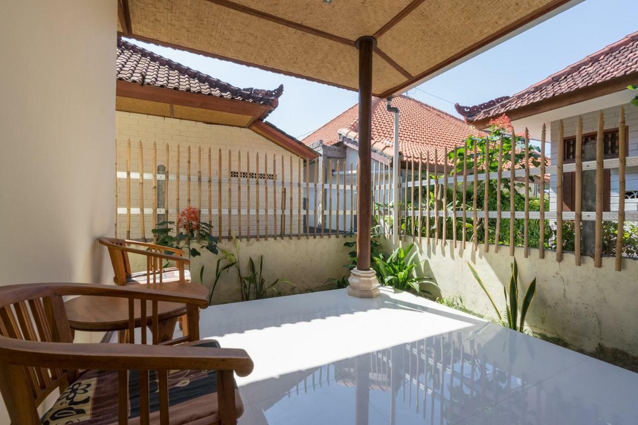 Dennis Holiday Bungalow Jasri Esterno foto