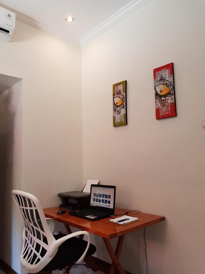 Dennis Holiday Bungalow Jasri Esterno foto
